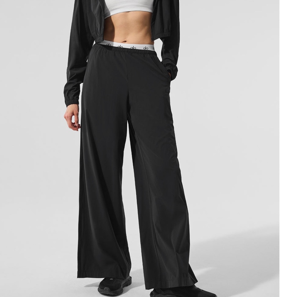 ALO breezy wide leg pant size XXS LONG